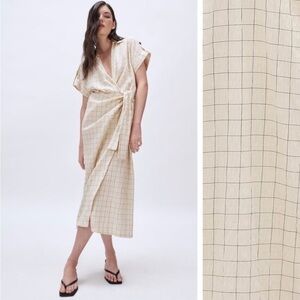 Zara Cream Checkered Midi Dress